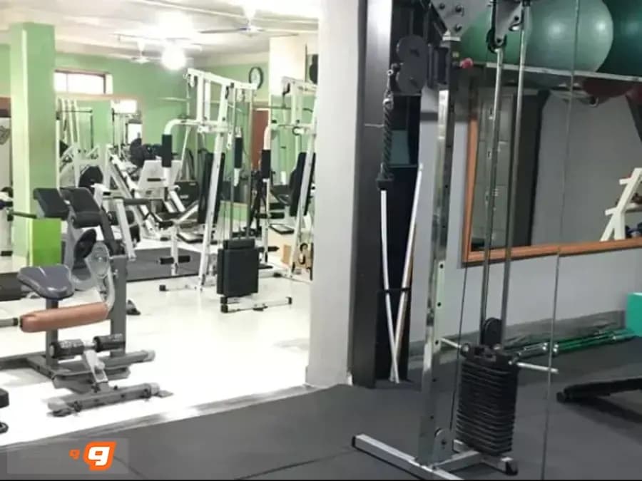 باشگاه ورزشی مه پیکر رشت