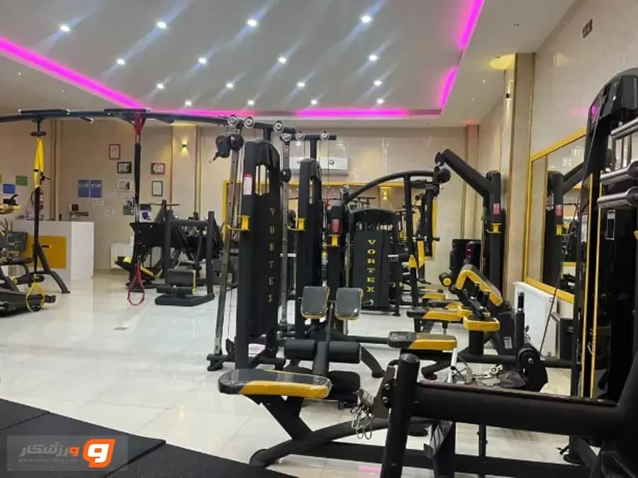باشگاه کویین (queen gym)