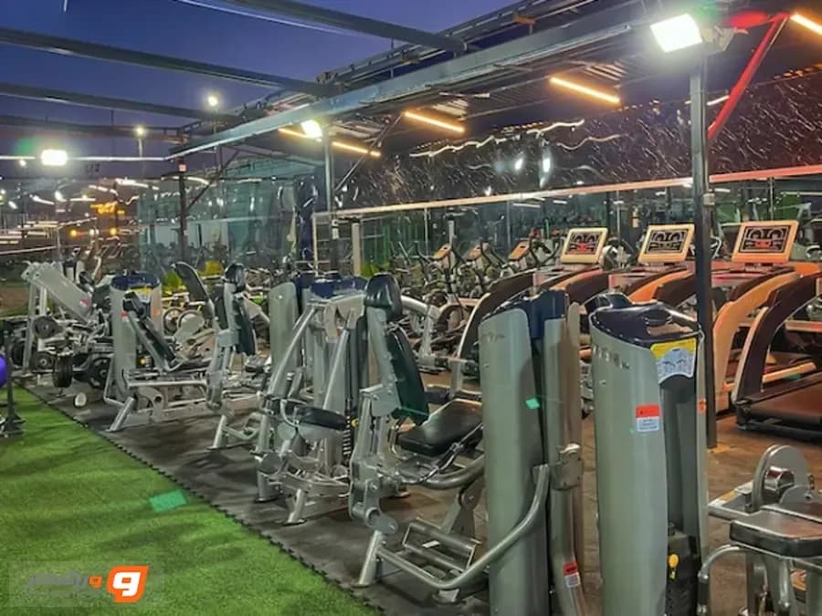 باشگاه ورزشی پرواز در اصفهان (fly gym)