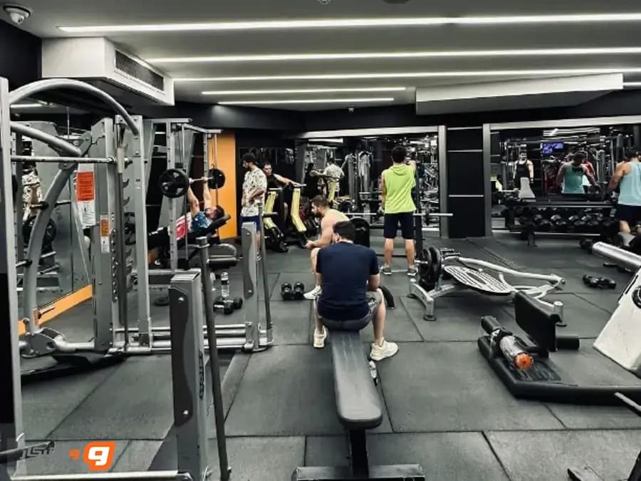 باشگاه بدنسازی اکسیژن پلاس (ویژه آقایان) اصفهان