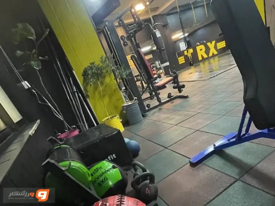 باشگاه ورزشى بانوان كامرانيه