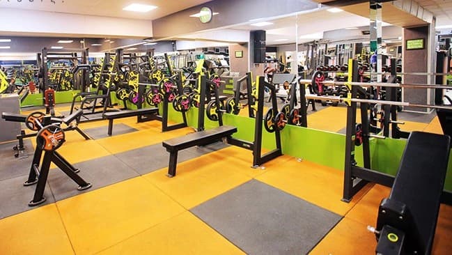 باشگاه بدنسازی اسپاد 5