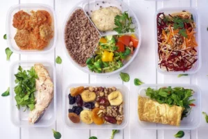چگونه یک برنامه غذایی متعادل هفتگی داشته باشیم؟