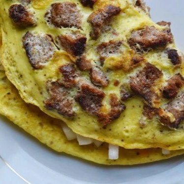 املت گوشت و تخم مرغ