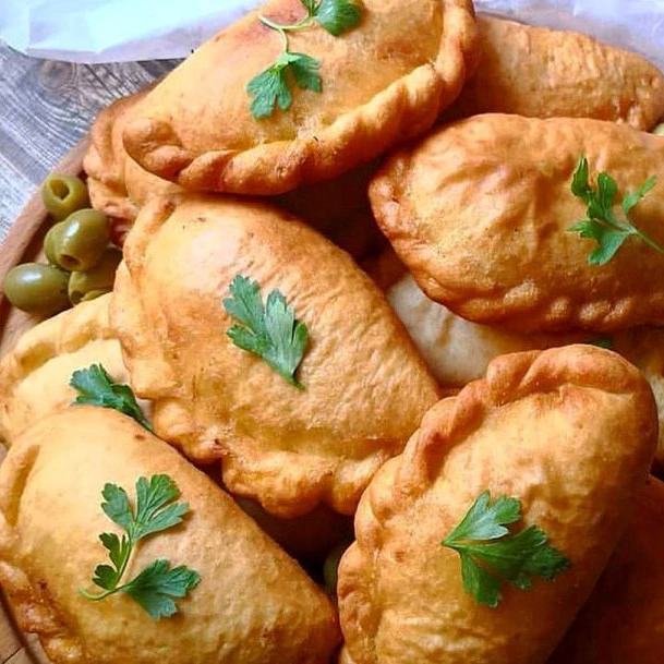 پیراشکی مرغ
